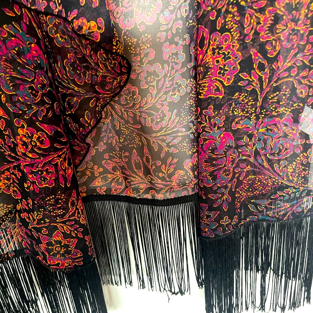 LulaRoe Monroe Kimono